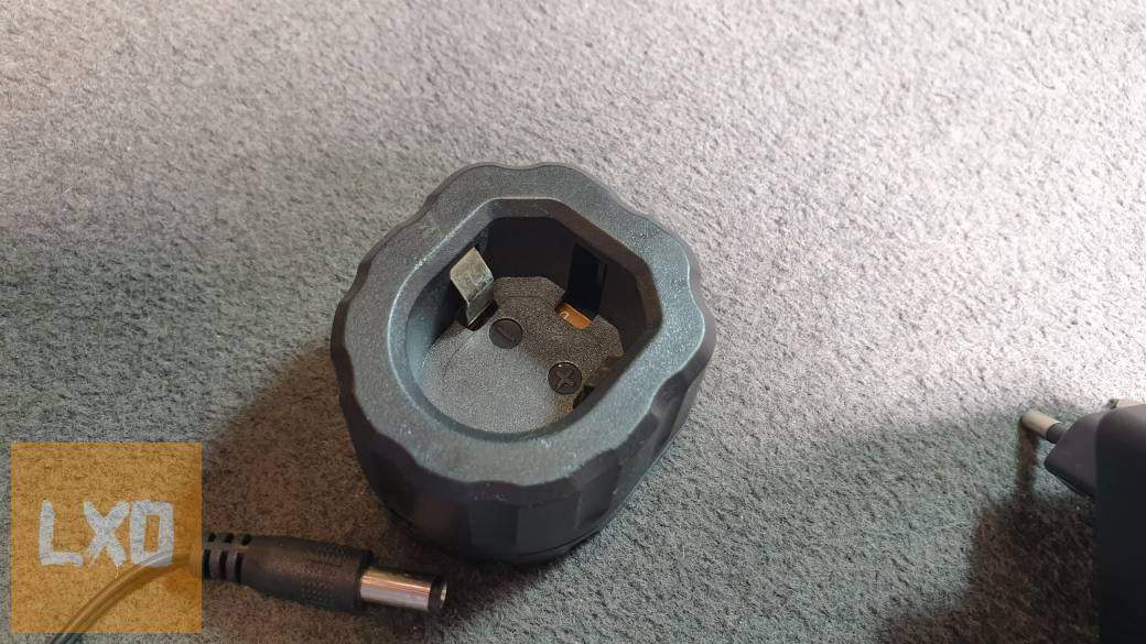 Lux Tools 24V DC, 400mA töltő eladó, XR-DC240400A apróhirdetés