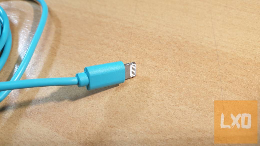 USB 2.0 - Lightning kábel eladó, kék, 3m apróhirdetés