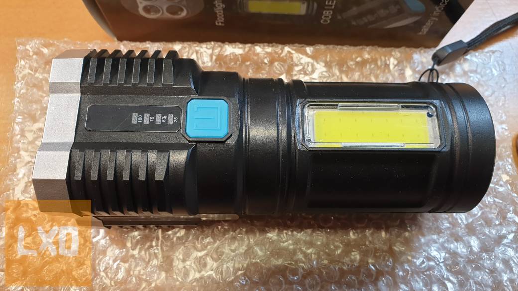 4+1 LED-es kis kövér elemlámpa eladó, új apróhirdetés