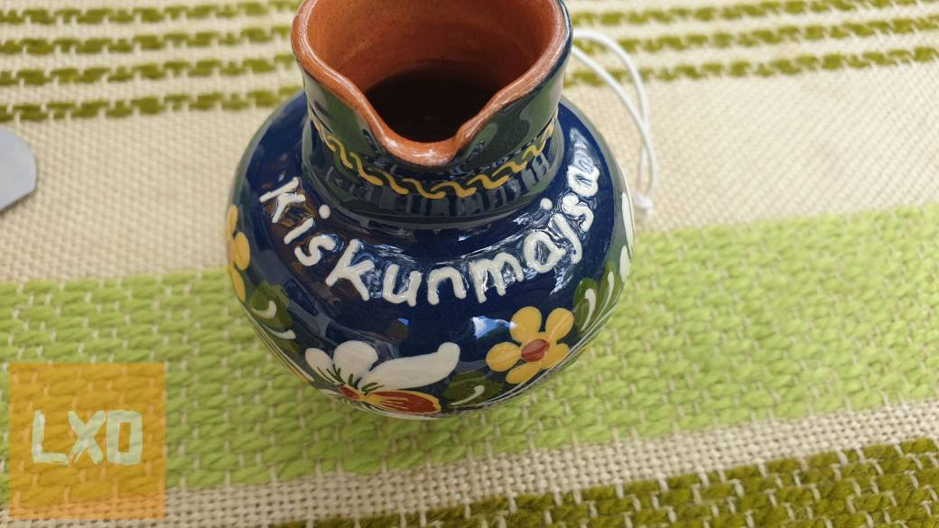 Kiskunmajsa mini váza eladó apróhirdetés