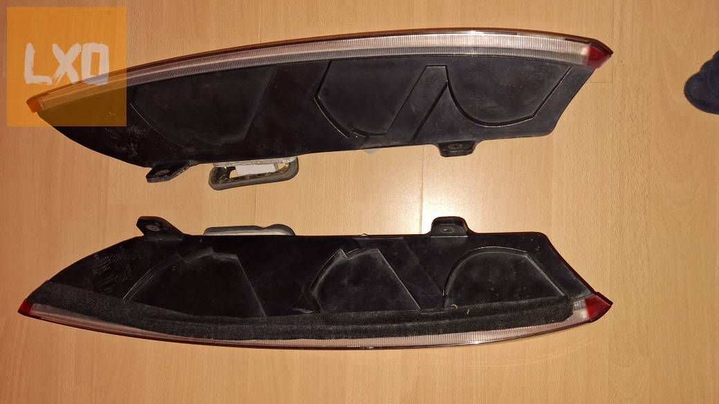 Ford Focus MK2.5 hátsó lámpa pár apróhirdetés