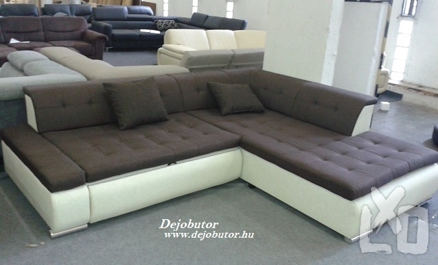Jaguár sarok 270x230cm nyitható kanapé ülőgarnitúrajobbos 370000Ft apróhirdetés